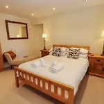 Deer Wood At Applethwaite Hall Apartman