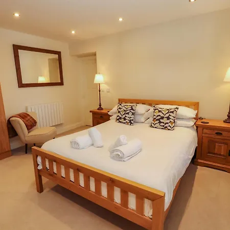 Deer Wood At Applethwaite Hall Apartment
